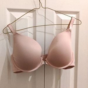 Price ⬇️ EUC: Deesse plunge bra in nude